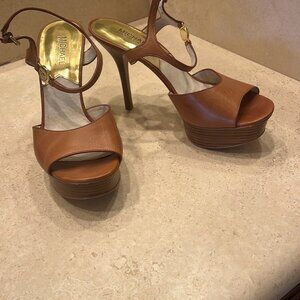 Michael Kors platform heals